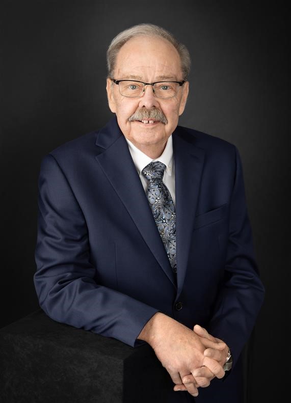 Distinguished Leadership Award Recipient